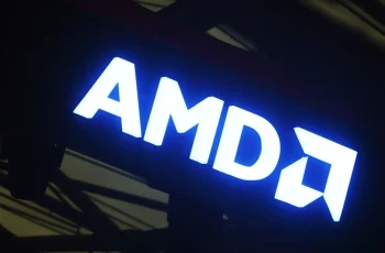 AMD at a Crossroads: Five Warning Signs Threatening Its Semiconductor Future